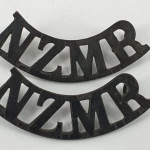 New Zealand Mounted Rifles Shoulder Titles Pair