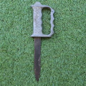 WWII New Zealand Knuckle Fighting Knife