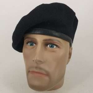 WWII Tankers/Armoured Black Beret Dated 1945