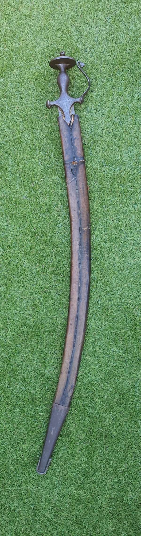 Indian Talwar Sword Or Sabre with Scabbard - Trade In Military