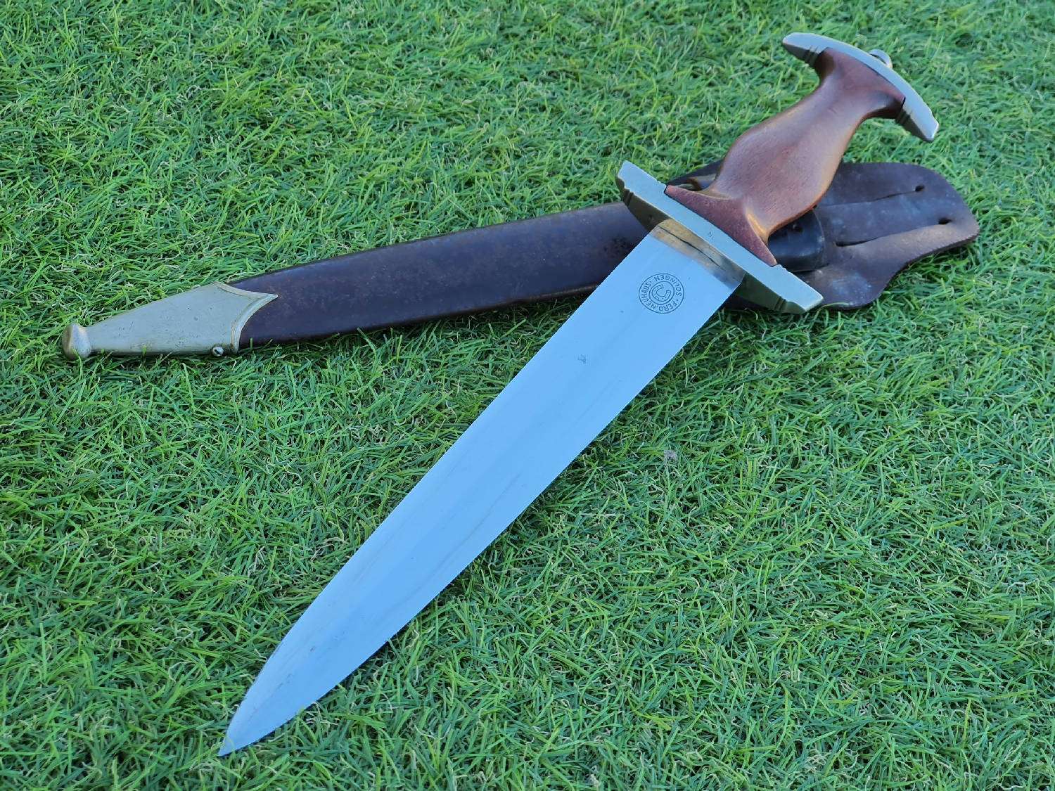 WWII German SA Dagger Early Ferd. Neuhaus SA Dagger with Vertical Hanger - Image 3