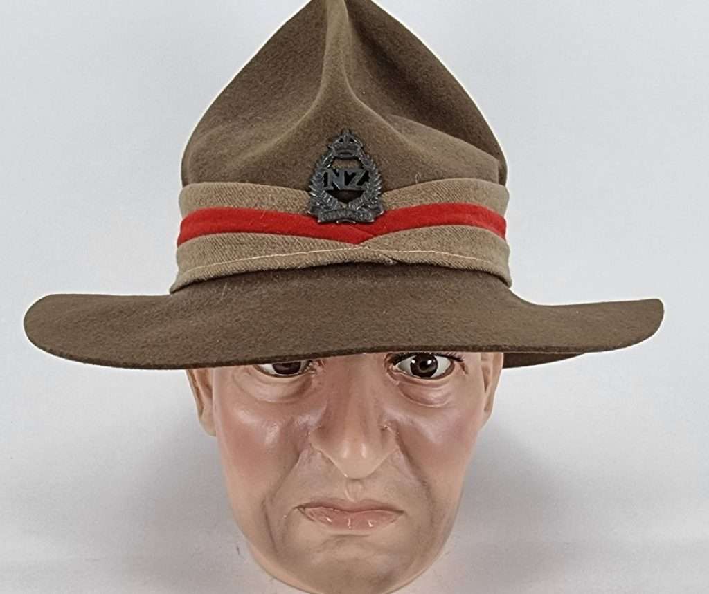 WWII New Zealand Army Infantry Lemon Squeezer Hat Trade In Military