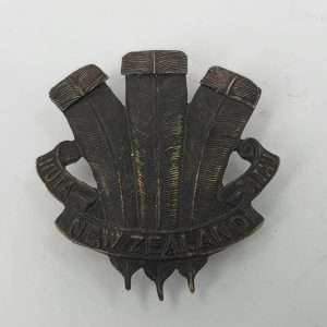WWI New Zealand 33rd Reinforcements Cap Badge