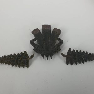 WWI New Zealand 33rd Reinforcements Cap and Collar Badges Set