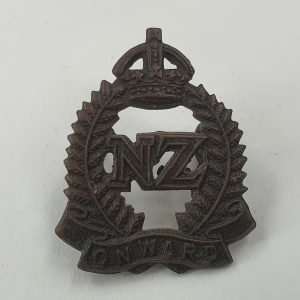 WWII New Zealand Officers Onward Collar Badge Bronze