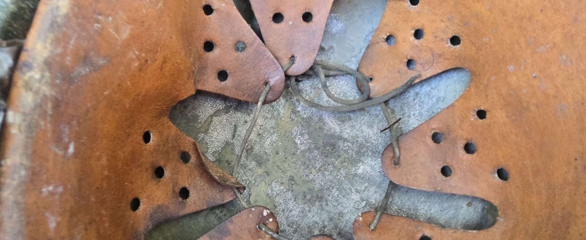 WWII German Heer M40 Winter Camo Helmet - Image 23