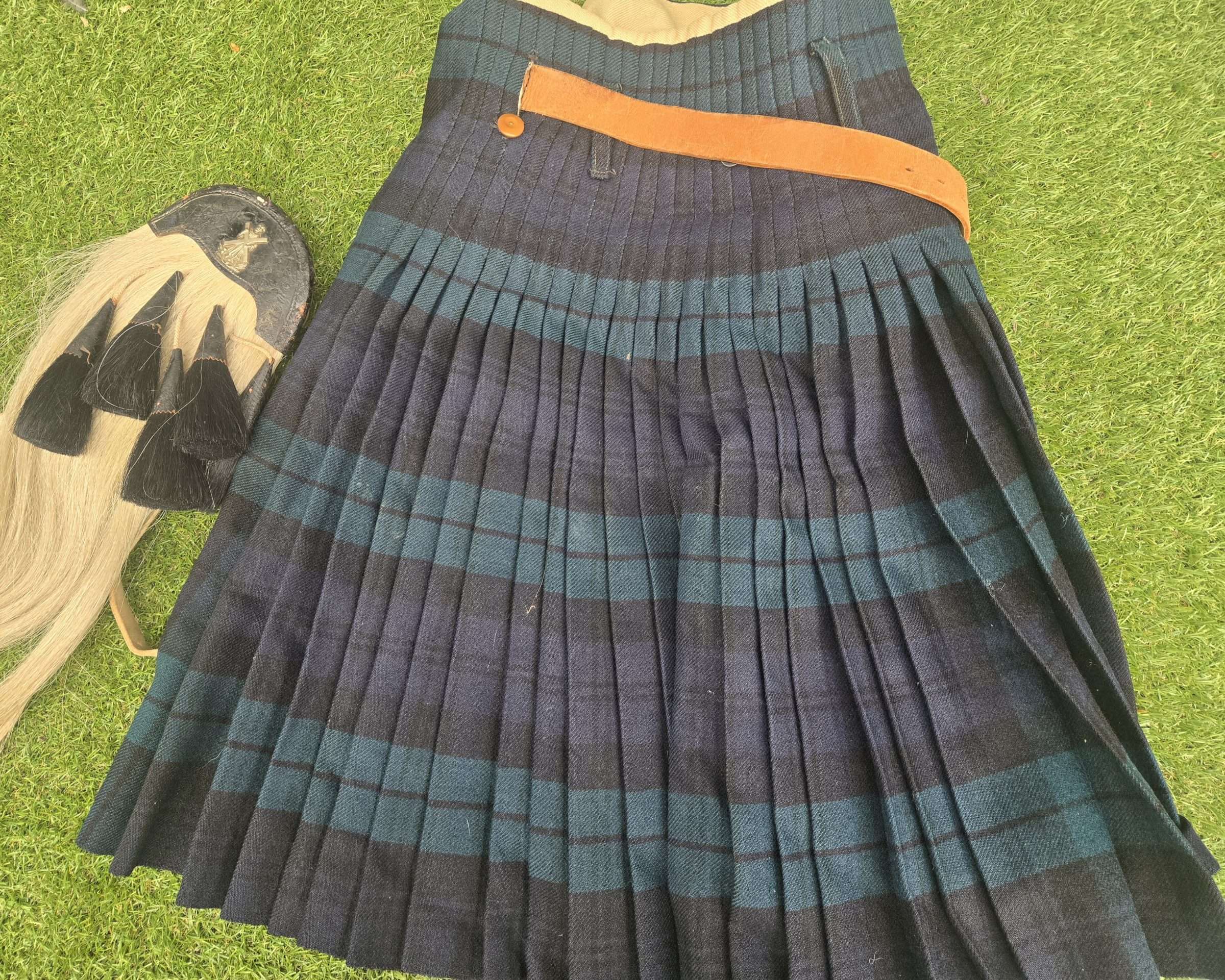 WWII Scottish Kilt and Sporran - Image 9